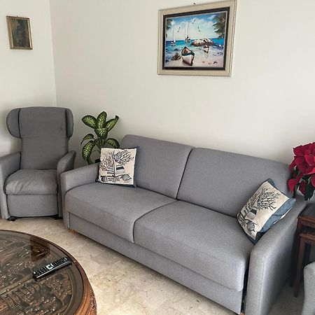 Casa Vacanze Tardy E Benech Σαβόνα Εξωτερικό φωτογραφία